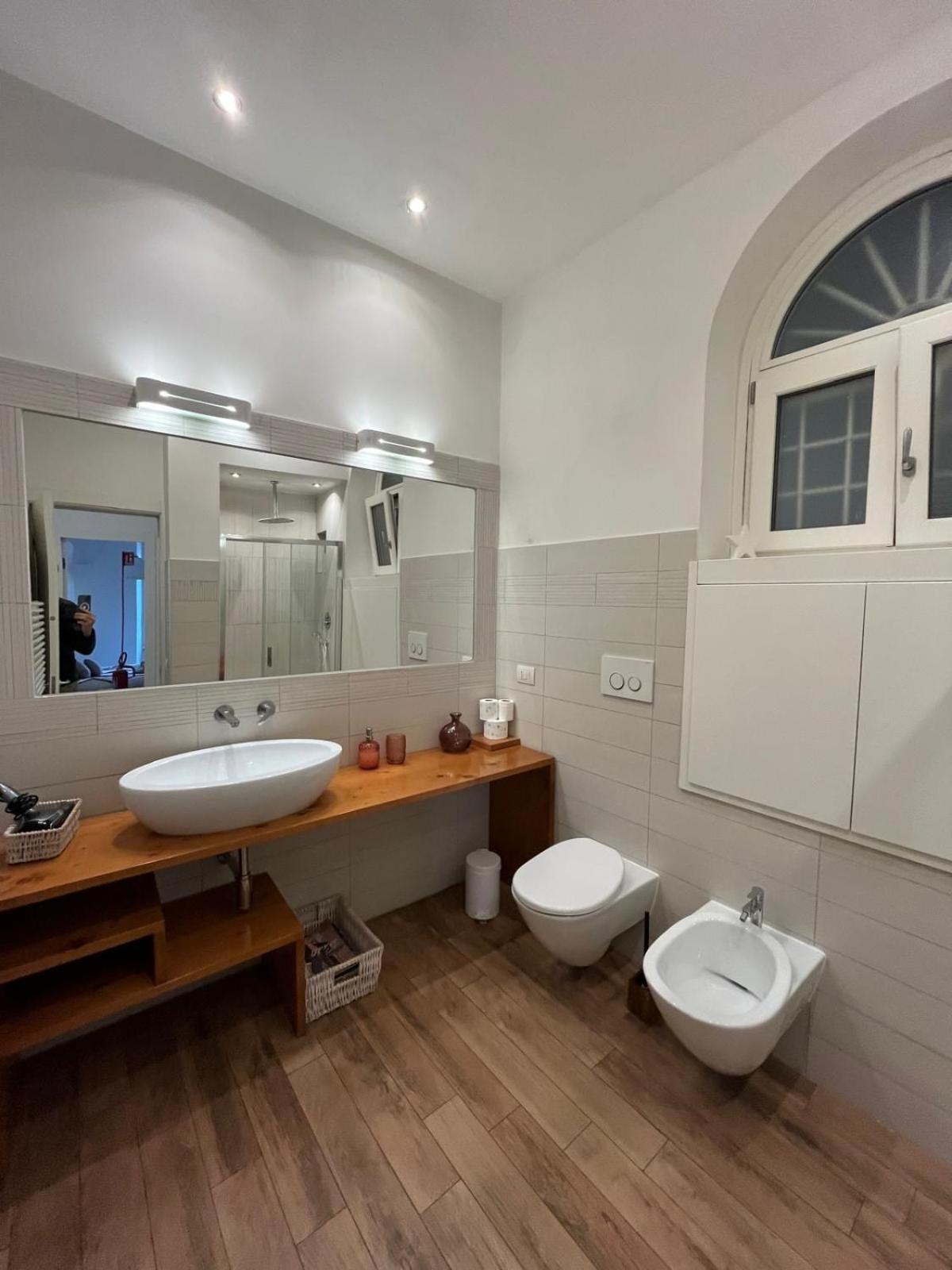 La Dolce Vita - Luxury Colosseum Boutique Apartment Rome Buitenkant foto